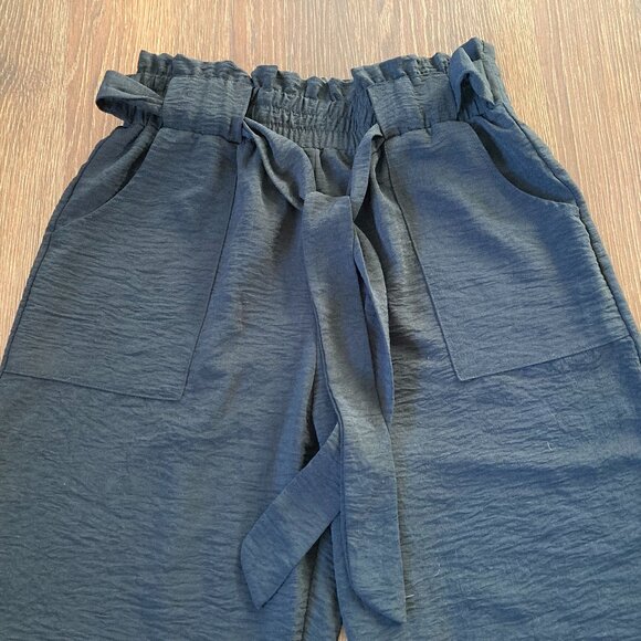 Iwollence Women's Black Wide Leg Silky Work Pant - Size Medium - Picture 3 of 6